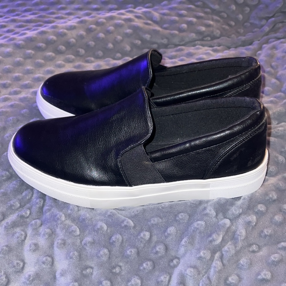 SODA slip on shoes - Picture 1 of 4